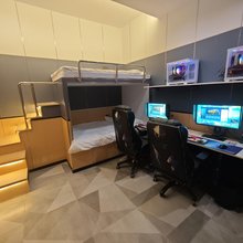 海口觅渡电竞酒店(海南大学南门夜市店)