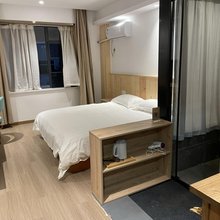 南昌520青年酒店(财大麦庐校区中心店)