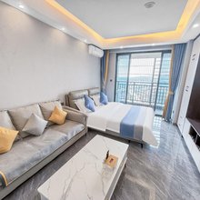 侨客臻品公寓(开平东汇城店)