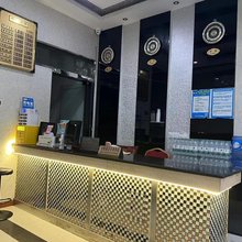 重庆悦居商务宾馆(黔江区大十字购物广场店)