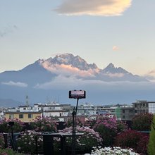 丽江迷纳端一雪山观景度假民宿