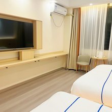 腾冲映春酒店