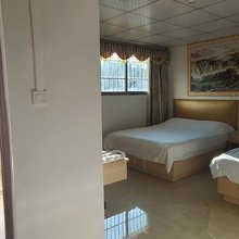 军龙宾馆