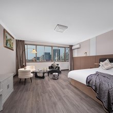 CAMELLIA艺术空间&学苑酒店(金华职业技术学院金华市政府店)