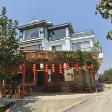 恭城红岩村正林居客栈