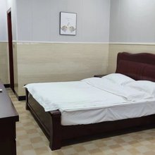 锦大鹏快捷酒店