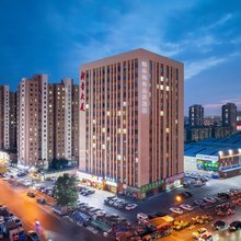 颐朵商旅品质公寓(沈阳八家子水果批发市场店)