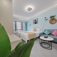 云之逸公寓(长沙铂金岛茶子山地铁站店)