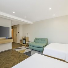 延吉拾光小盏旅居(北大夜市店)