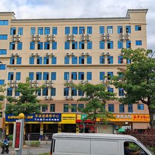 秦华公寓(龙东地铁站店)