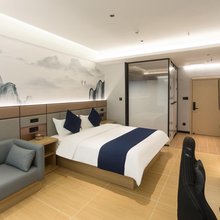 S电竞智能酒店(太原机场富士康科技工业园店)