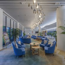 宁波体育宾馆(北仑银泰中河路地铁站店)
