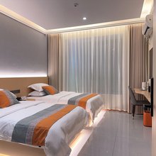 假日港湾酒店