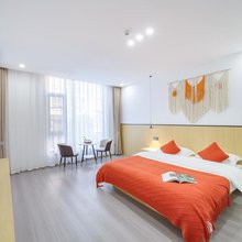 大理落角酒店(大理高铁站洱海公园店)