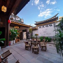 芊禧民宿(建水古城店)