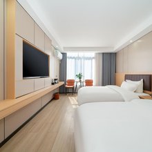 亚顿酒店(柳州高铁火车站店)