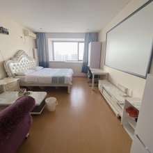 花开四季民宿(天津南开大悦城店)