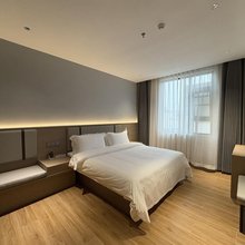 雅果酒店