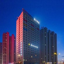 速8优选酒店(乌鲁木齐高铁站南广场店)