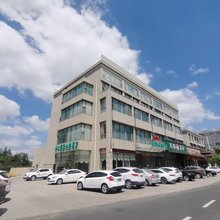 格林豪泰酒店(胶州三里河公园利群购物广场店)