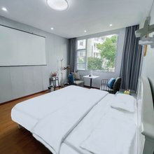 心悦美宿(湖北第二师范学院店)