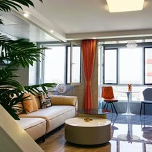 呼和浩特爱巢8090loft公寓(喇嘛营地铁站店)