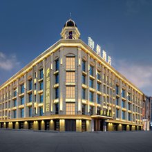 御枫酒店(大庆西站·万达广场店)