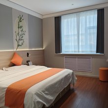 临汾书荣大酒店(平阳广场鼓楼休闲广场店)