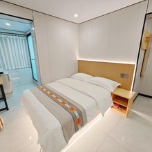 佳馨民宿(重庆观音桥步行街拓展大厦店)
