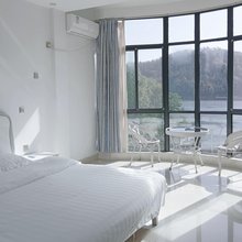 万佛湖临水阁民宿