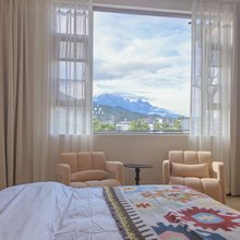 大囍玉峦在望·SnowMountain桌游民宿 (丽江束河古镇店)