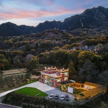 半山别院·仰望星空·Holiday民宿(丹巴甲居藏寨店)