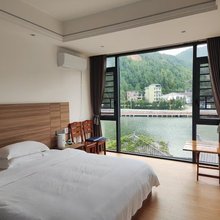 瑶旅小镇民宿