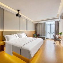 深圳顺鑫旅馆(平湖双拥街地铁站店)