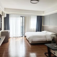 蓝月湾公寓(佛山顺德大良汽车客运总站店)