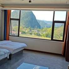 欣赏海菜花休闲养生屋民宿
