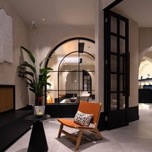 美冠·GORGEOUS CROWN酒店(三亚高铁站市一中店)