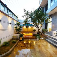 南舍听雨民宿