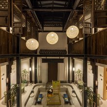 果然好奇丨中式回廊设计丨Curious Life轻奢美宿(南浔古镇景区店)