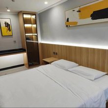 大连丰华酒店(大连医科大学附属医院恒隆广场店)