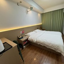 陌里民宿(洛邑古城丽景门十字街店)