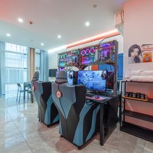META CLUB酒店(宁波高铁站天一广场店)