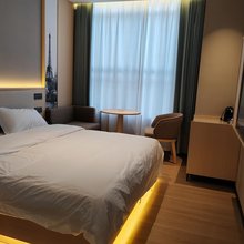 枫榆酒店(双流体育中心店)