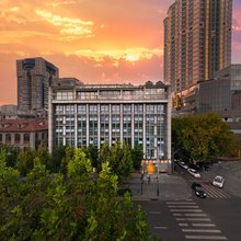 武汉再续酒店(市政府汉口江滩店)