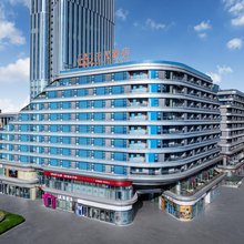 宜宾千弋酒店(万达广场店)