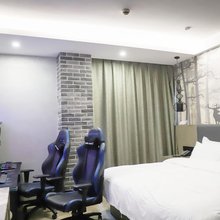 美豪丽致G次元电竞酒店(南京龟山公园店)