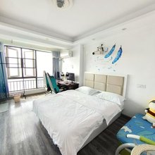 路虎电竞民宿(湖北工业大学店)