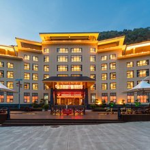 栾川天河中州国际度假酒店