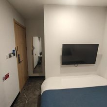 悦澜宾馆(渤海大学松山校区店)