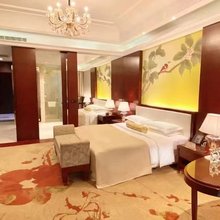白鹿温泉圣鹿楼酒店